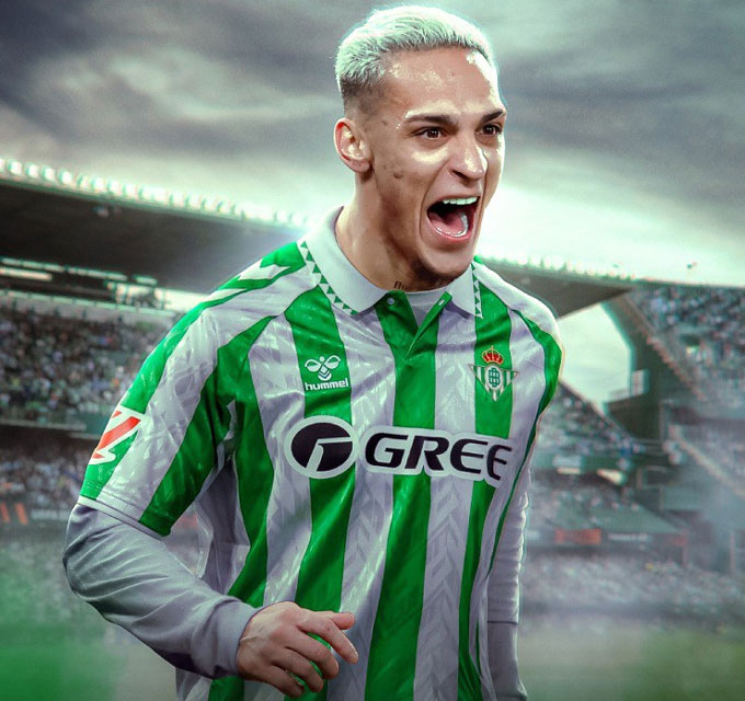 Antony đang trên đường gia nhập Betis