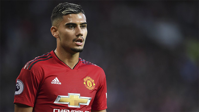 Andreas Pereira trong màu áo MU