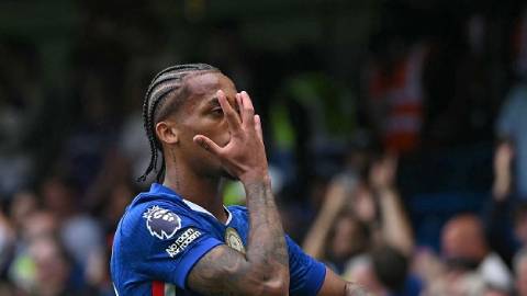  Joao Pedro là tân binh xuất sắc nhất Premier League 