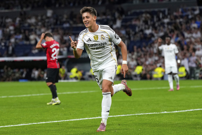 Tiền vệ Arda Guler mở màn cho cuộc lội ngược dòng của Real Madrid