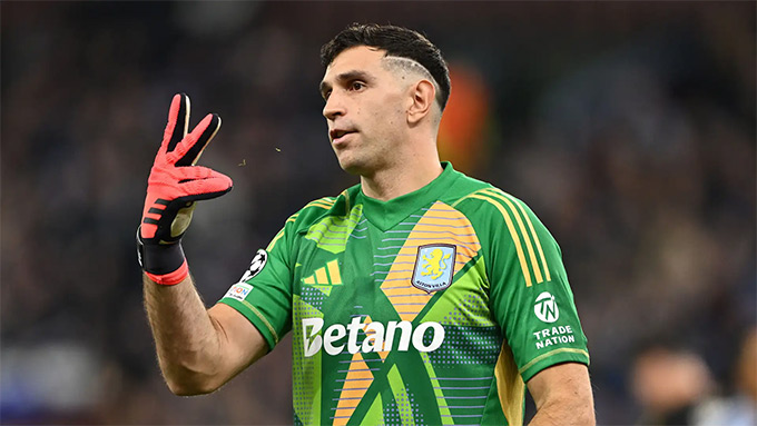 Martinez vẫn còn có thể gia nhập MU?