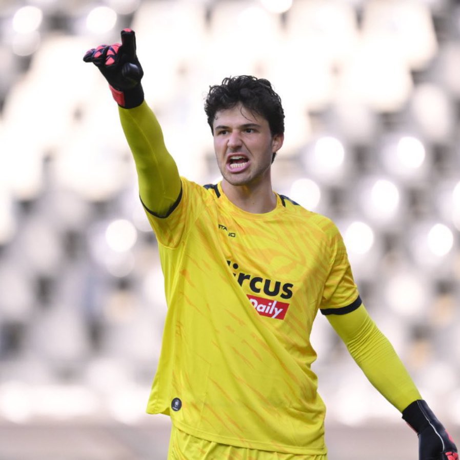 MU đang nỗ lực để có Lammens