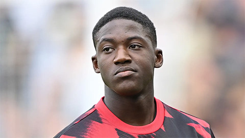  Ngôi sao khổ nhất tại MU khi TTCN hè đóng cửa