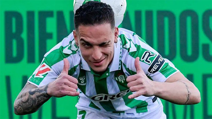 Antony chính thức trở lại Betis với giá 25 triệu euro