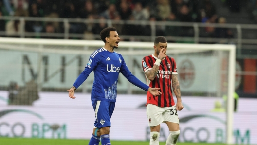 Đồng đội cũ Walker 'xin xỏ' trọng T đừng rút thẻ đỏ cho Alli nhưng bất thành