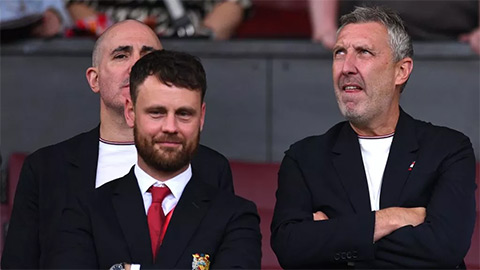  MU & những điều bất thường giờ mới kể ở kỳ chuyển nhượng hè