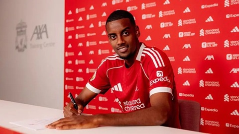  Đằng sau bộ mặt hào nhoáng của Premier League