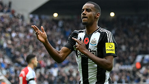  Alexander Isak & sự khủng khiếp qua những con số