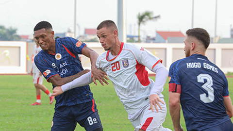  CAHN thua sốc tân binh hạng Nhất