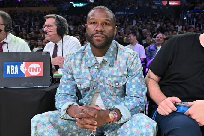 Mayweather vẫn đang có thành tích bất bại