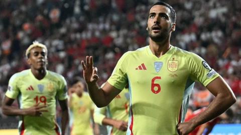  Mikel Merino tài cao như núi nhưng bị hắt hủi tại quê cha