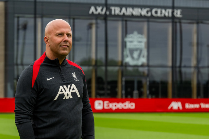 Liverpool sẽ không hỏi mua Guehi trong tháng 1 