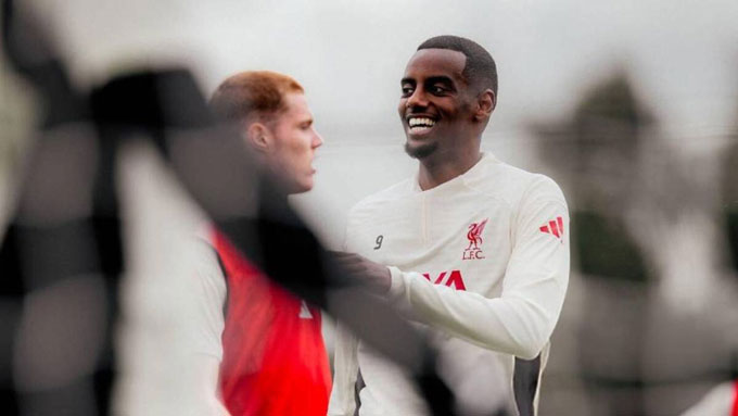 Isak có thể ra sân ngay ở trận gặp Burnley cuối tuần này