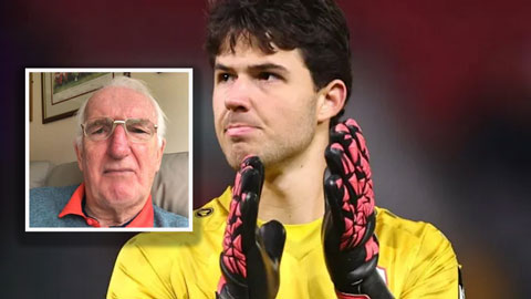  Senne Lammens được huyền thoại MU chỉ cách phá 'lời nguyền thủ môn'