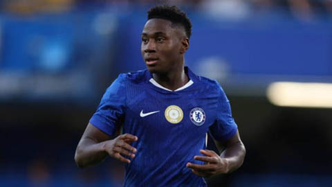  Tân binh 20 tuổi của Chelsea chấn thương trước trận đấu với Brentford