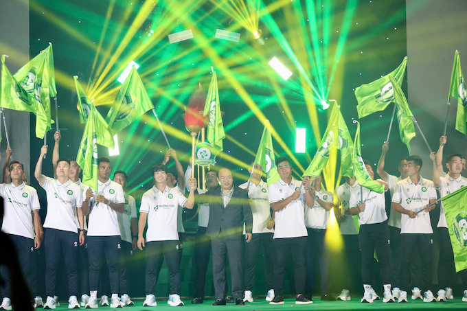 Quang cảnh lễ xuất quân của CLB Trường Tươi Đồng Nai. Ảnh: Anh Khoa