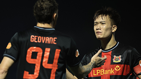  Ninh Bình thắng hú vía đội bóng mới chuyển giao 4 ngày