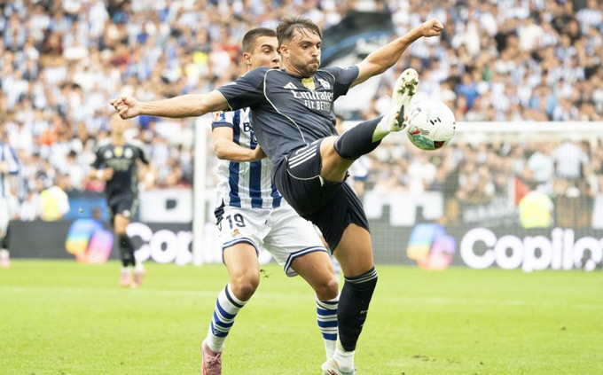 Real Madrid nhọc nhằn mang về 3 điểm