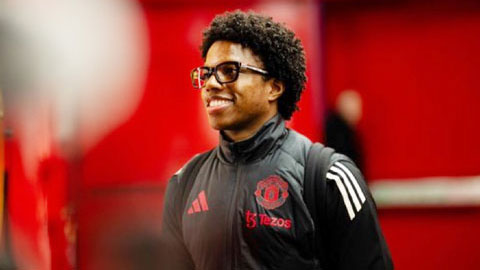  Fan MU sốc khi Malacia vẫn được đăng ký thi đấu tại Premier League