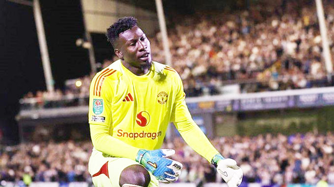 MU từng vội vã dùng Onana để rồi phải trả giá