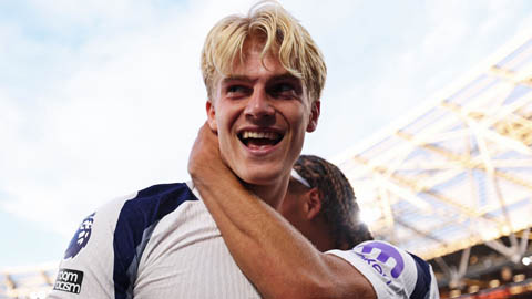  Tân binh đắt giá nhất lịch sử giúp Tottenham lên nhì bảng