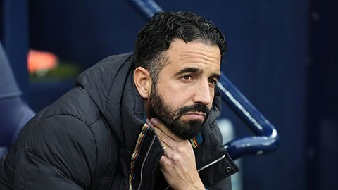  Bruno Fernandes nghi ngờ chiến thuật của Amorim