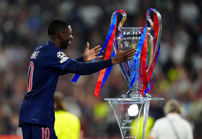 Dembele quá xuất sắc với chức vô địch Champions League mùa trước, và anh cũng giật luôn danh hiệu Cầu thủ xuất sắc nhất giải
