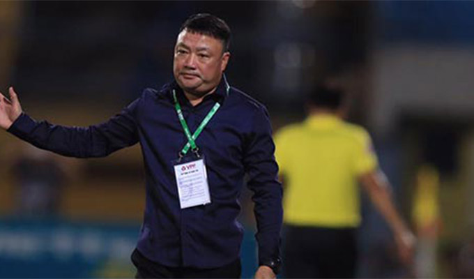 Sự có mặt của HLV Việt Hoàng được kỳ vọng sẽ giúp Phù Đổng sớm trở lại với sân chơi chuyên nghiệp Việt Nam - Ảnh: Minh Tuấn 