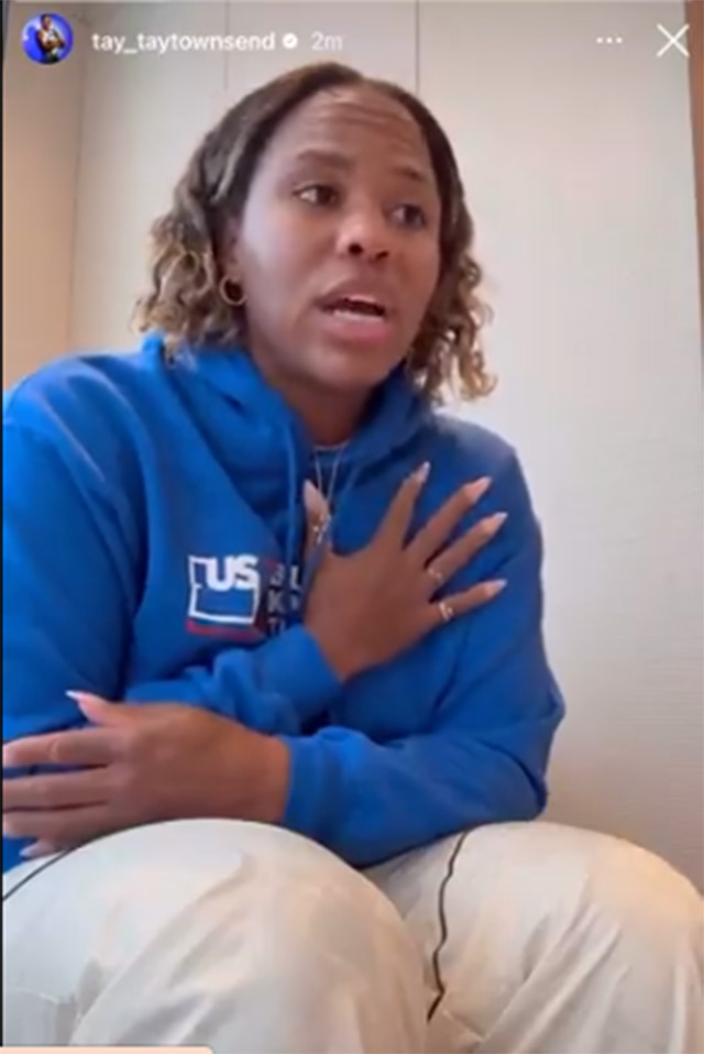 Townsend xin lỗi vì những bình phẩm không hay trên mạng xã hội