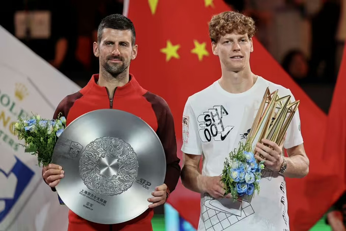 Novak Djokovic thua Jannik Sinner trong trận chung kết Thượng Hải Masters năm ngoái