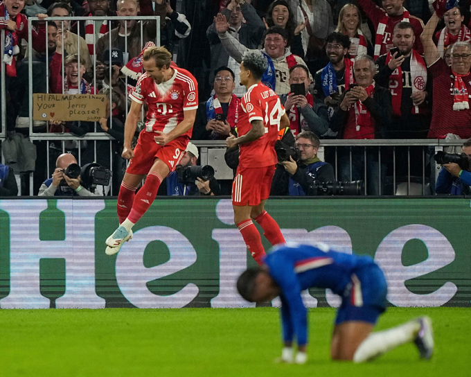 Chelsea gục ngã trên sân của Bayern vì quá nhiều sai lầm nơi hàng thủ