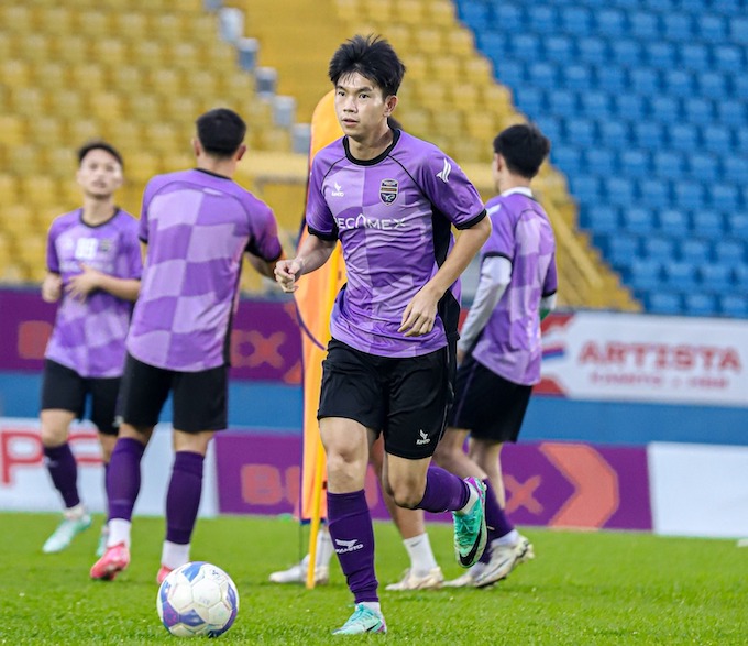 Trận đấu ở vòng 4 tới đây, Becamex TP.HCM không thể sử dụng tiền đạo ngoại. Ảnh: FBNV