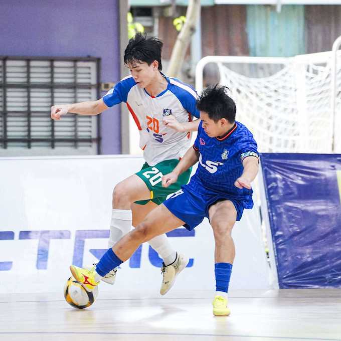 Cầu thủ hai đội đã chơi một trận chung kết tưng bừng. Ảnh: CTV