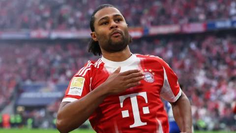  Serge Gnabry lấp đầy khoảng trống Jamal Musiala