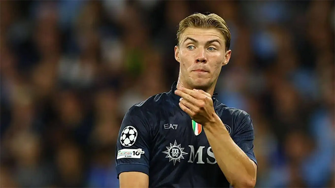 Hojlund bị chỉ trích sau màn thể hiện rất kém cỏi ở Etihad