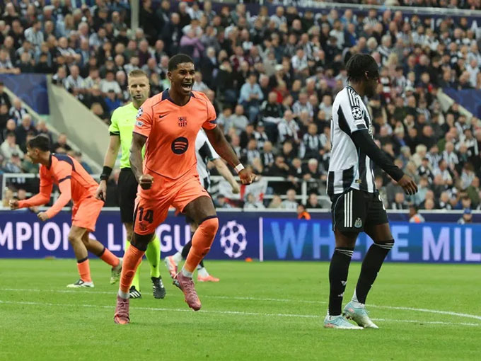 Rashford toả sáng rực rỡ giúp Barca đánh bại Newcastle