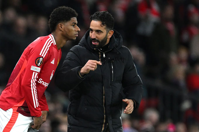 Fan MU lại nổi điên với Amorim vì ruồng bỏ Rashford