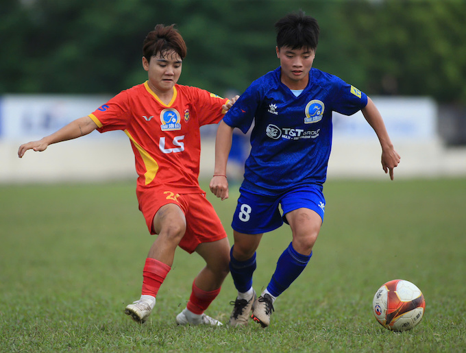 Vượt trôi về mọi mặt, nhưng Thái Nguyên T&T đã có một trận đấu khá khó khăn trước TP.HCM II. Ảnh: Phan Tùng