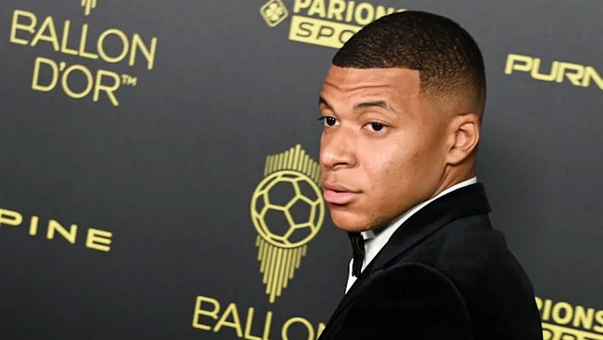 Mbappe cũng tuyên bố chỉ xem lễ trao giải qua tivi