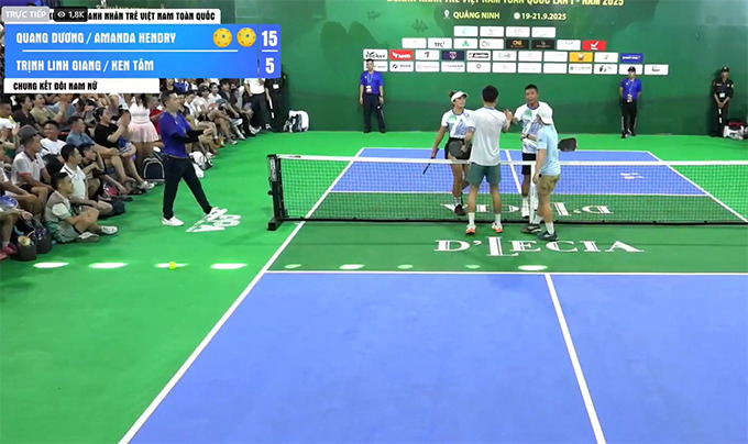 Cặp đôi thắng áp đảo ở trận chung kết với trình độ vượt trội