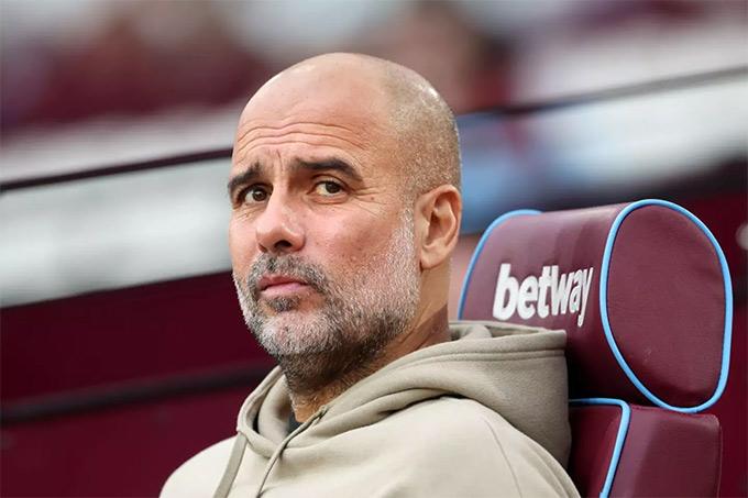   HLV Pep Guardiola ca thán về lịch thi đấu