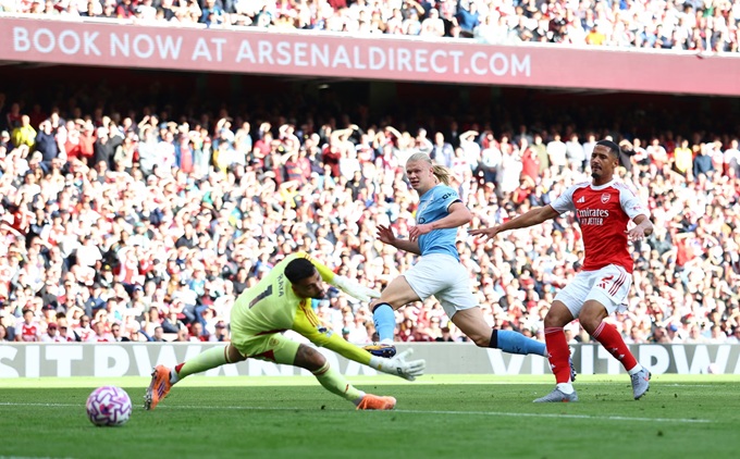 Haaland sút tung lưới Arsenal ở trận hòa 1-1 cuối tuần trước