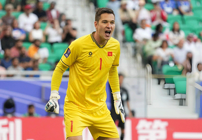 Nguyễn Filip cần nỗ lực nhiều hơn - Ảnh: VFF