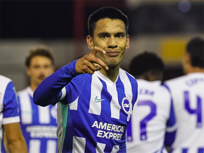 Chelsea chuẩn bị 137 triệu bảng để mua Gomez