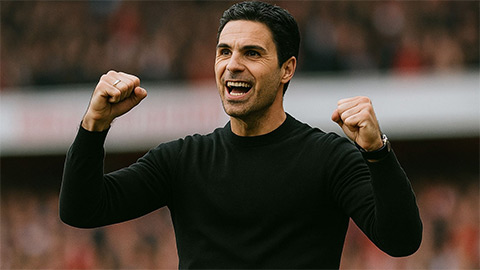  Mikel Arteta phấn khích trước màn thể hiện của Eze
