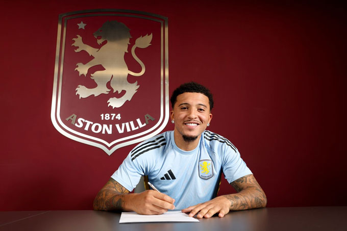 Sancho gia nhập Aston Villa ở ngày cuối kỳ chuyển nhượng hè 2025