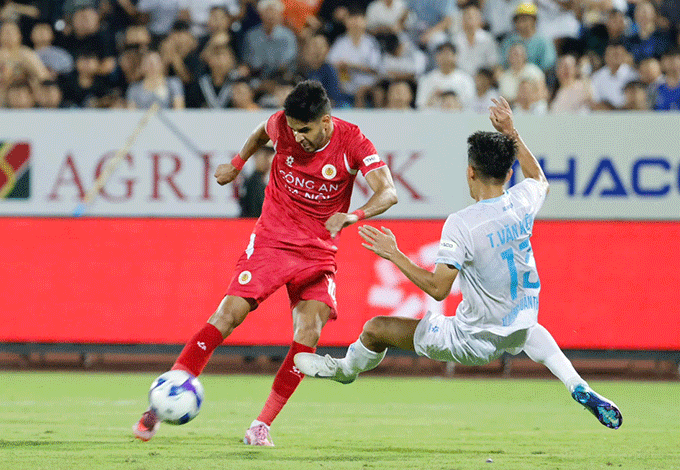 Leo Artur và các đồng đội sẽ tiếp tục gây ra nhiều khó khăn cho Nam Định - Ảnh: Đức Cường