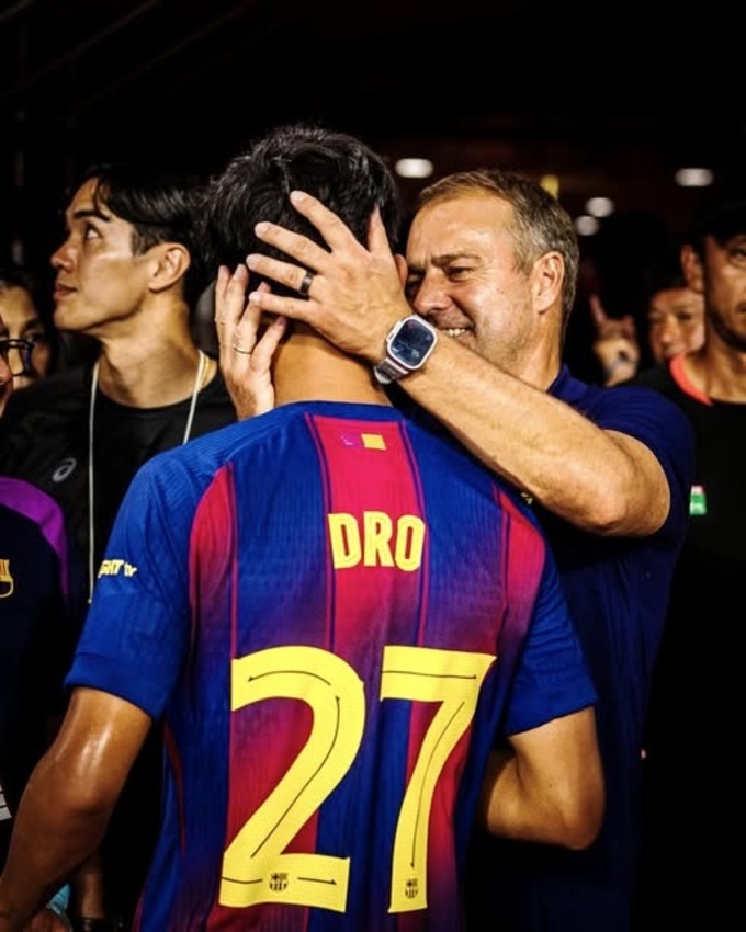 Với Dro Fernandez, HLV Hansi Flick biết rõ mình đang có một hộ công đầy hứa hẹn.