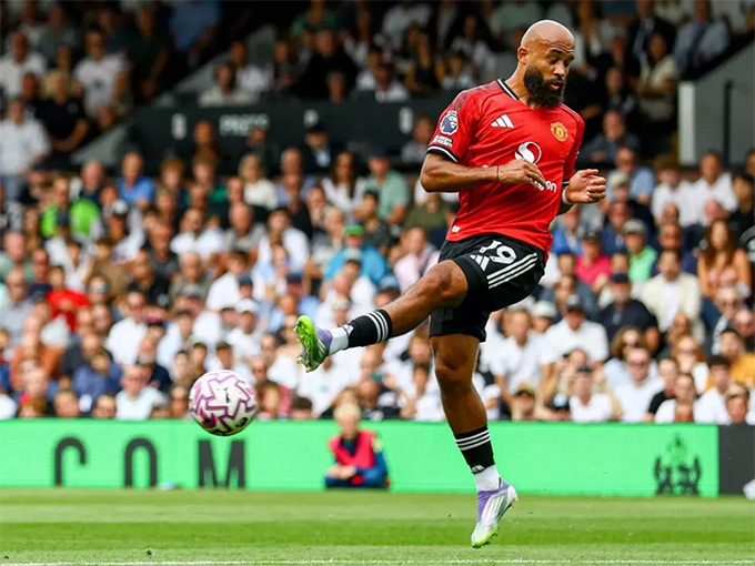 HLV Amorim ấn tượng với màn thể hiện của Mbeumo