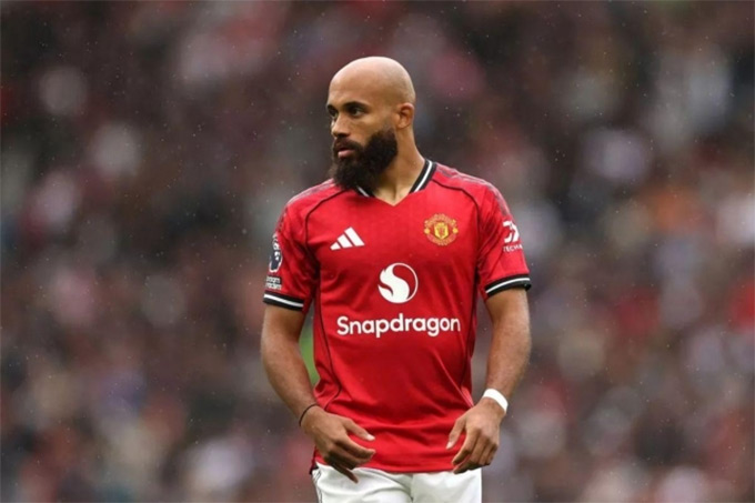 "Điệp viên" Mbeumo